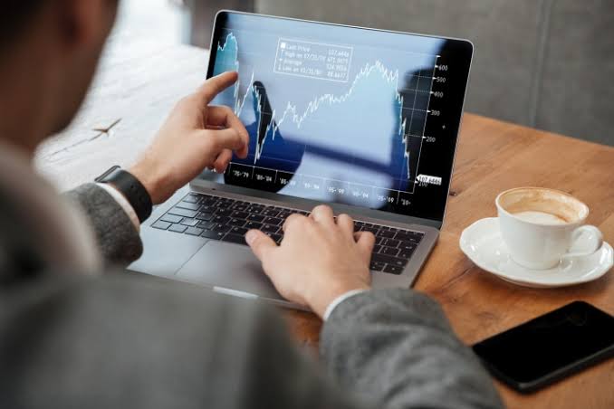Veldenor Supports Traders with Data-Driven Strategies Through Market Movements